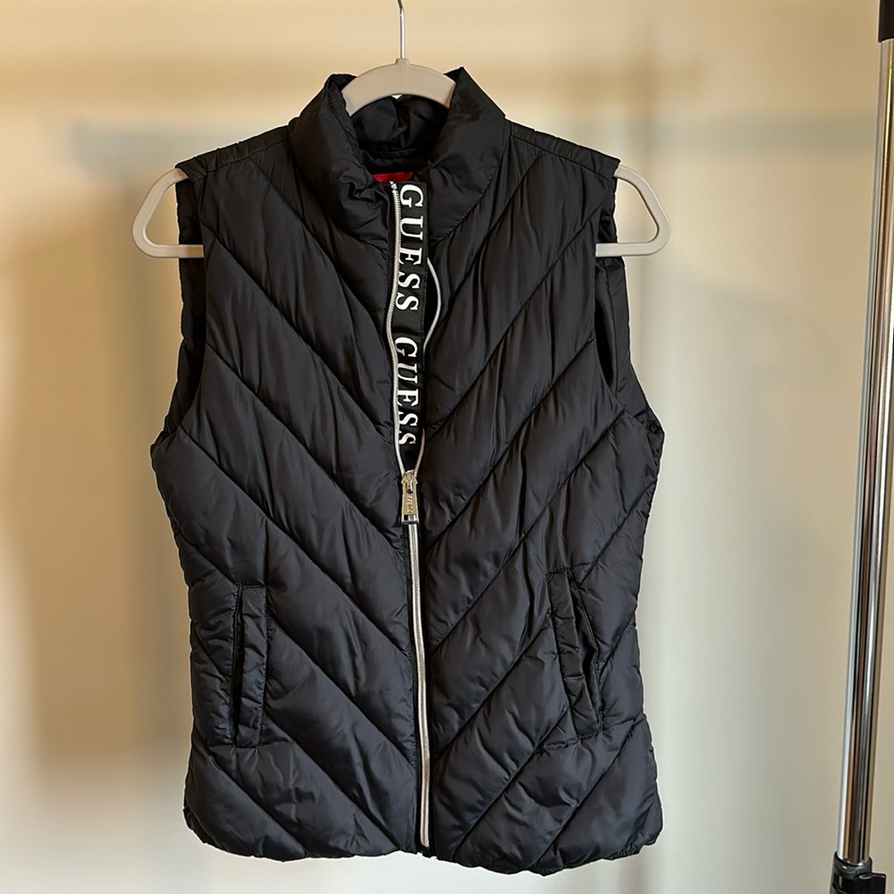Guess Puffy Vest